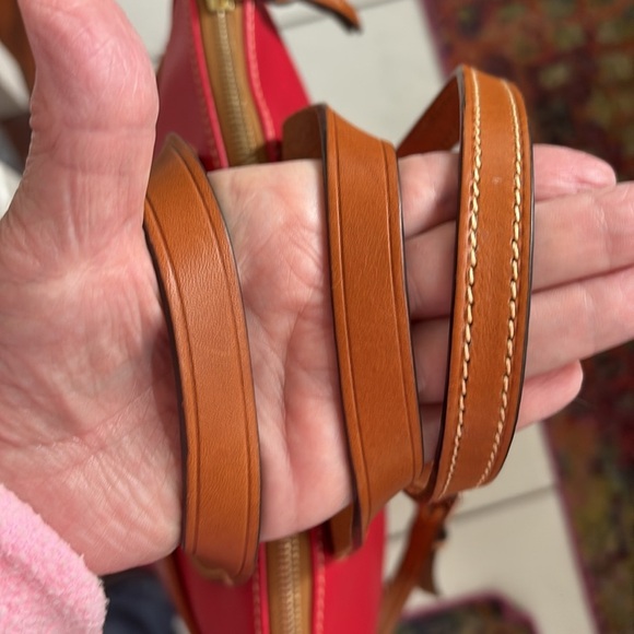 Dooney Bourke  Dome top Satchel  crossbody bag  Leather  flag red/ brown  NWOT - Picture 7 of 17